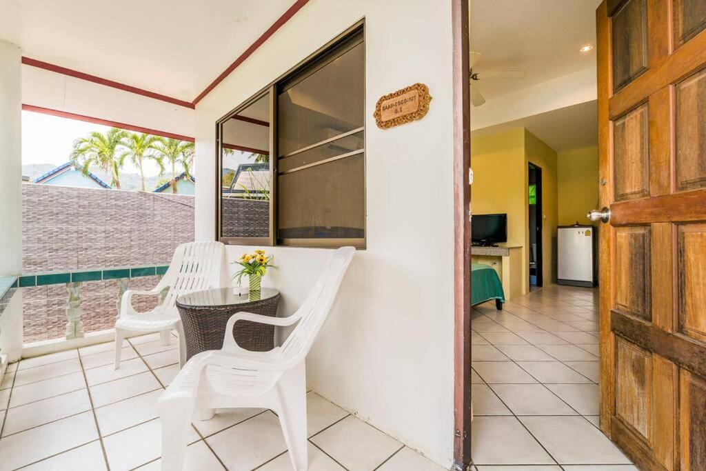 Villa Baan Coconut Bang Tao Beach  Exterior foto